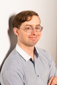 105_Photo_Headshot_Lincoln_TRACY